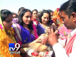 Tradition of running bare feet to keep child healthy, Patan - Tv9 Gujarati