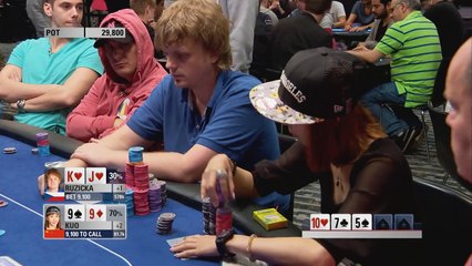 European Poker Tour 11 - Barcelona 2014 - Main Event Episode 2 | PokerStars