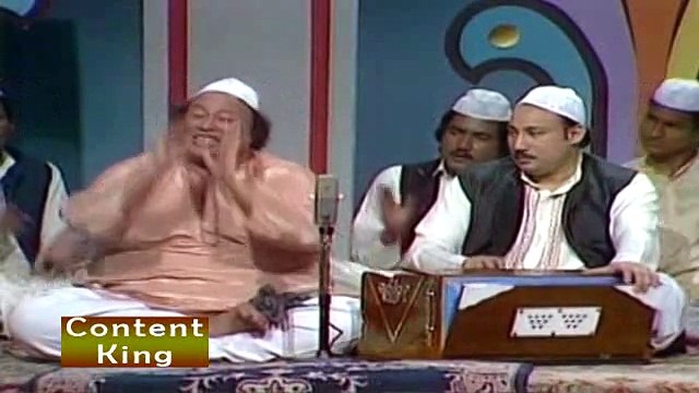 Nusrat Fateh Ali Khan - Aaj Rang Hai Re Maa