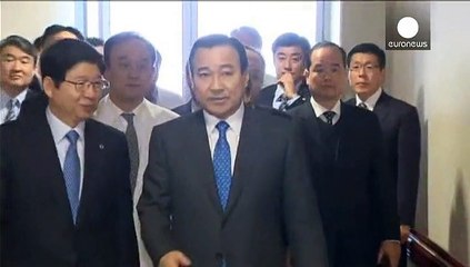 Слідчі в Сеулі вивчають зв'язки нападника на посла США з Пхеньяном