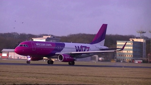 Wizz Air HA-LYD takeoff Groningen Airport Eelde