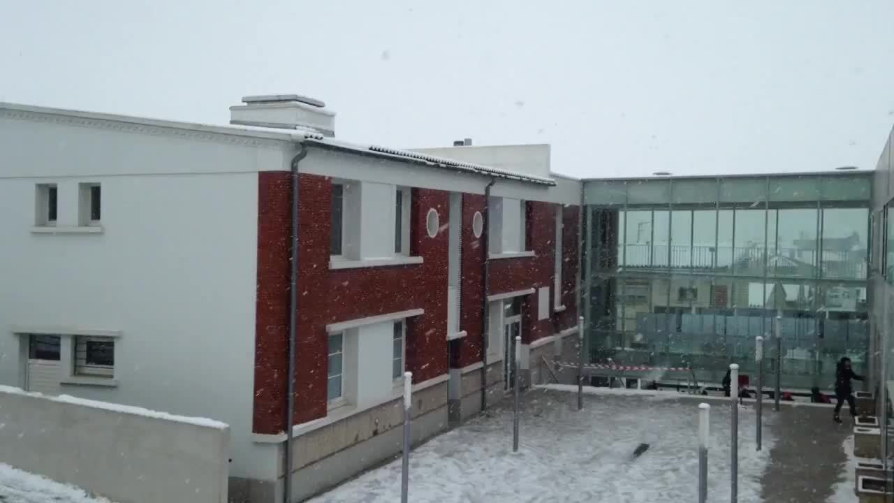 Fortes chutes de neige à Villefranche-de-Lauragais en Haute-Garonne