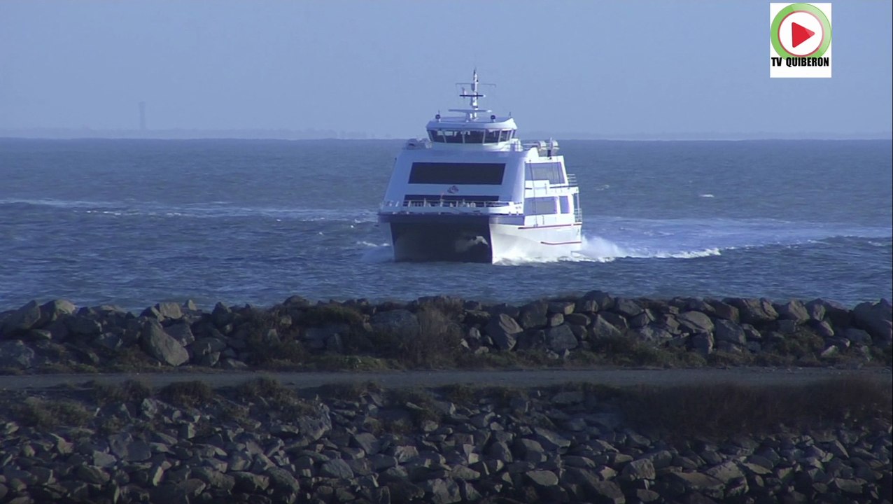 Île d'Yeu    |   Petit matin d'hiver à Port Joinville    | Télé Île d'Yeu Vendée