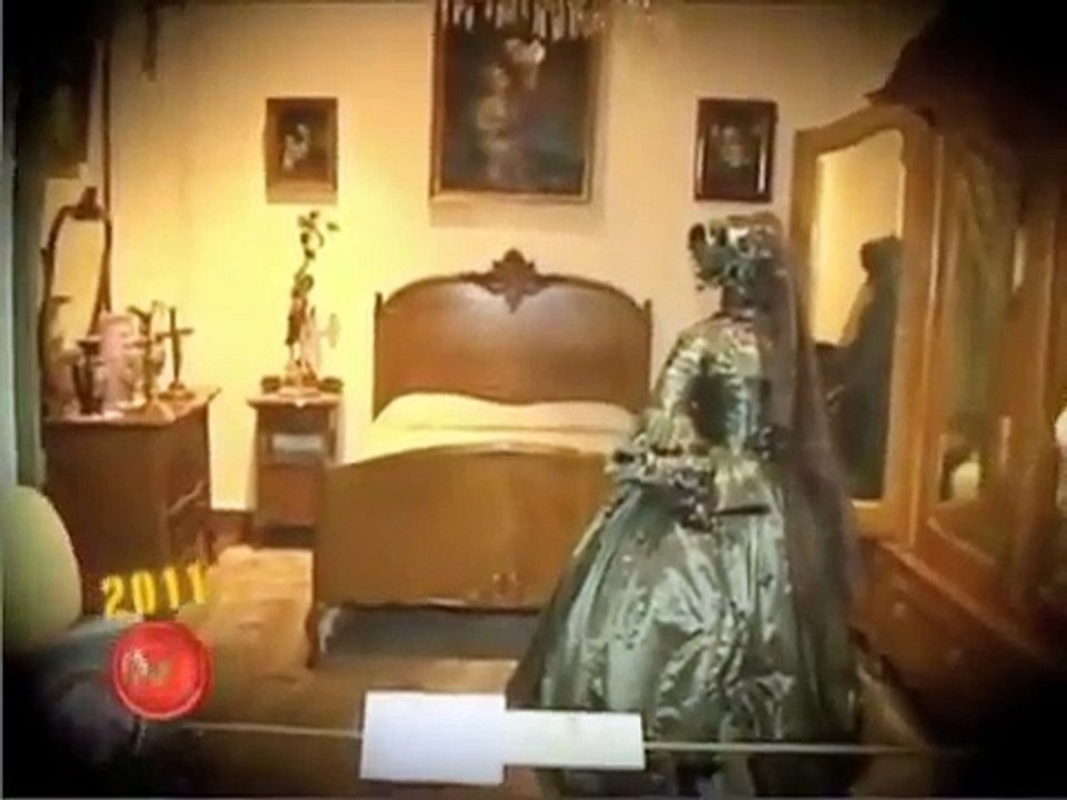 Extranormal-Laura Rivas en -La Zacatecana