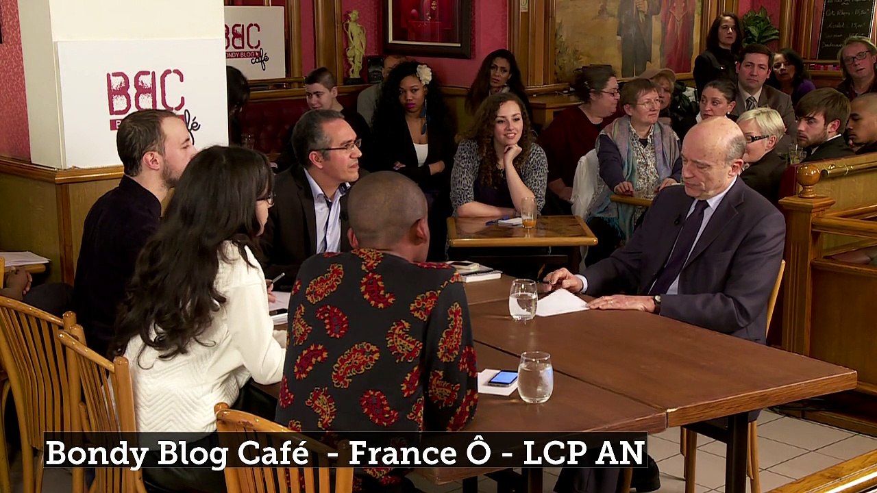 Alain Juppé se déclare pour l'autorisation du port du foulard à l'université - Bondy Blog Café