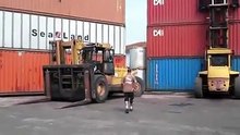 Unreal Skill of Fork Truck Driver