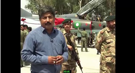 Pakistan Airforce fighter plan landing on motorway