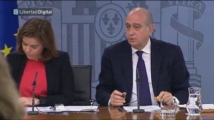 Fernández Díaz dice que es el Gobierno de Zapatero el que tiene que "responder" por el caso González