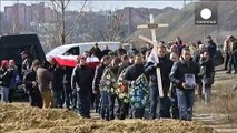 Funerali a Donetsk per le vittime dell'esplosione in miniera