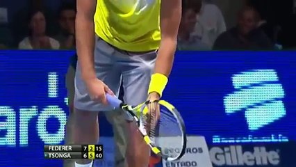 Federer and Tsonga Messing About in Colombia - Very Funny