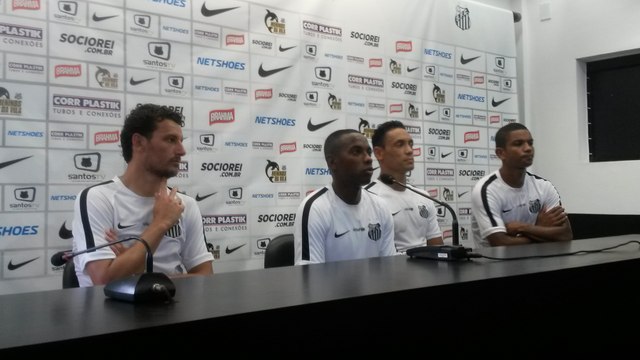 Robinho e líderes do Santos falam sobre saída de Enderson