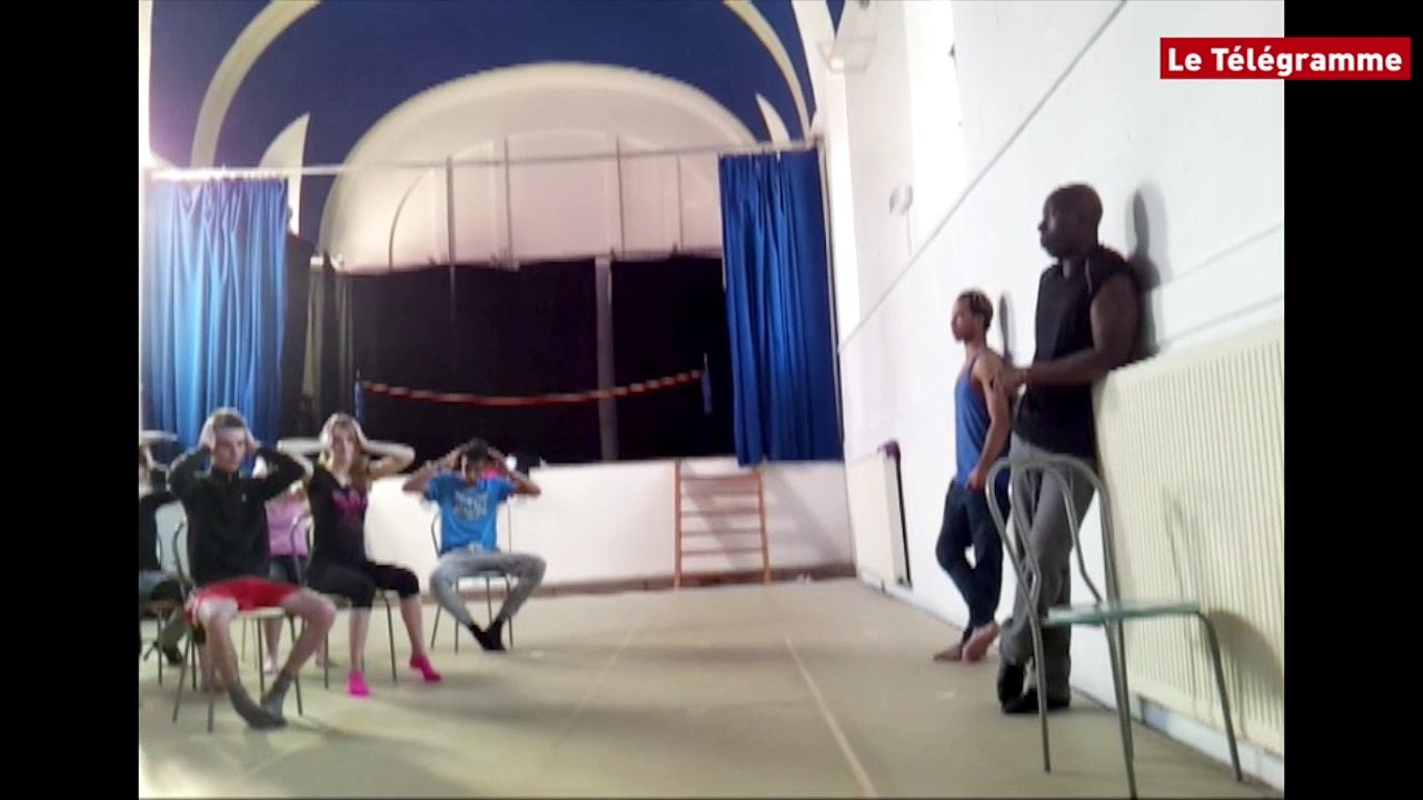 Morlaix. Un avant-goût de chorégraphie avec des élèves de l'IUT Gaco Arts