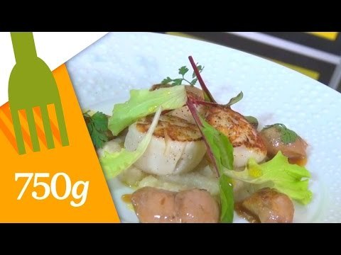 Recette de chef : Noix de Saint-Jacques, sots l’y laisse et mousseline de topinambour - 750 Grammes