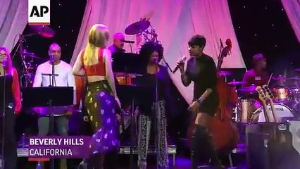 Iggy Azalea + Jennifer Hudson - Trouble - Live Pre-Grammy Party Clive Davis  2015