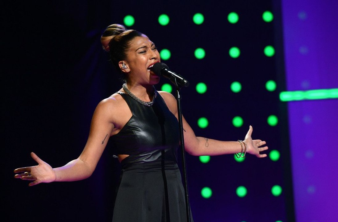 Melanie Fiona - I Believe I Can Fly (R. Kelly) - BET UNCF: An Evening of Stars - 2013