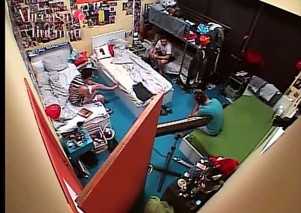 marinica & cristian & nicu..... singuri acasa 2015-03-07 01-41-57-803