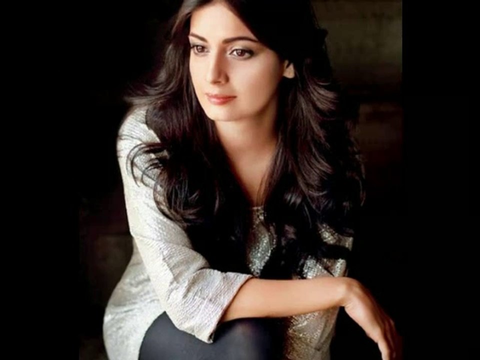 Dia Mirza Video Vine 2015