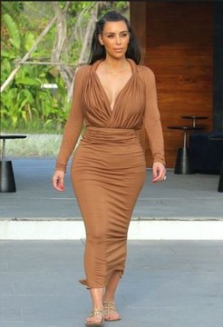 Kardashian, Günde 500 Kez Cinsel İlişkiye Giriyormuş!