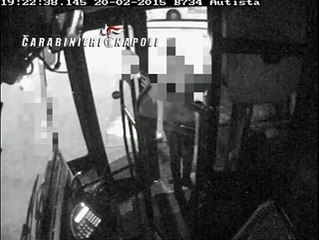 Napoli - Atti vandalici sui bus, identificati 5 minorenni -live- (06.03.15)