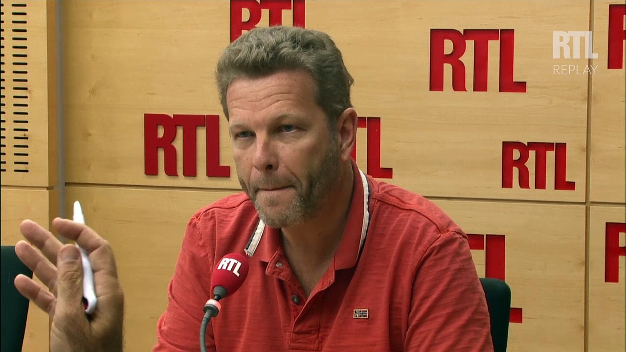 Avion de Malaysia Airlines disparu : "Il a été détourné par des pirates", estime un proche des disparus