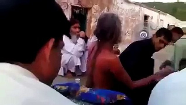 پیر صاحب کا نیا ڈرامہ ۔۔۔ بابا جی کو ہر مرید اپنے اوپر بٹھا کر ایک دربار کا چکر لگوائے اس کی ہر مراد پوری ۔۔۔۔صحیح جھالت