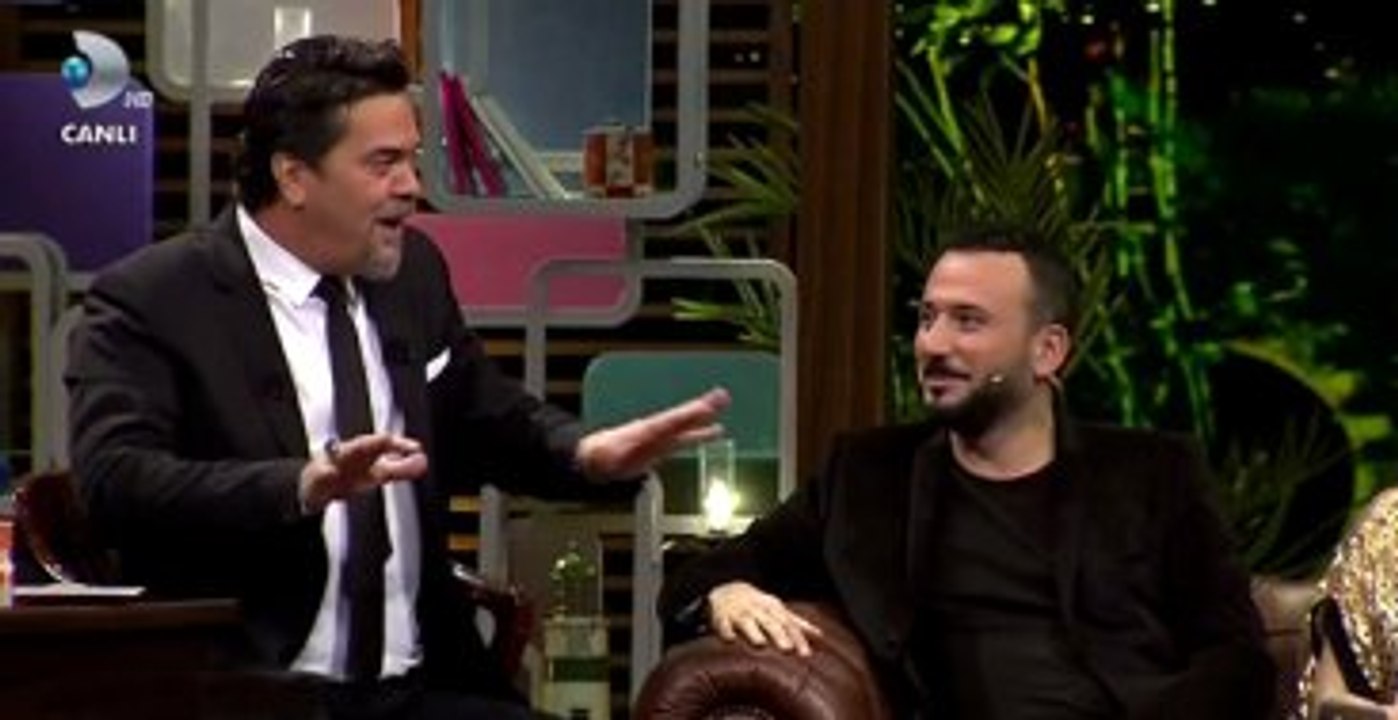 Beyaz, Ertem Şener'in Bronz Teniyle Dalga Geçti