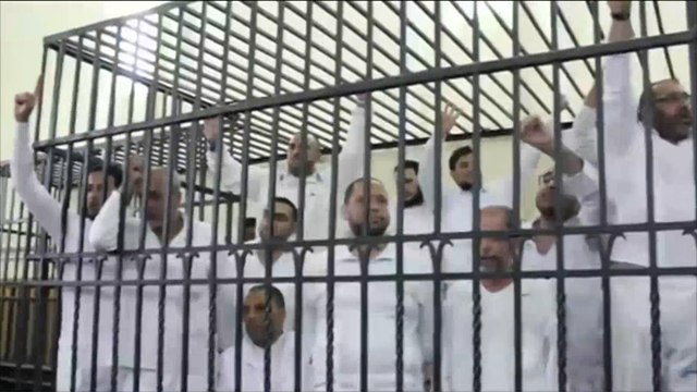 الأمن المصري يحاصر كلية الهندسة بجامعة الإسكندرية