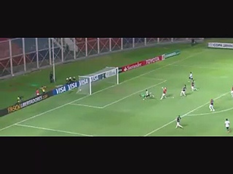 Orta Sahadan Aldı ve Müthiş Gol Attı