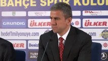 Galatasaray Teknik Direktörü Hamzaoğlu Basın Toplantısında Konuştu