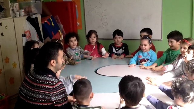 Müzik çalışması Büyük gurup Acıbadem Uçan Balon Anaokulu