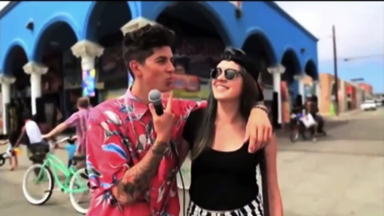Sam Pepper sexual prank goes too far? Ass pinch fake hand. CREEPY!