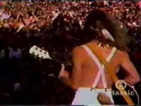 Ted Nugent - Cat Scratch Fever (Live)