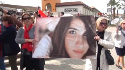 Mersin'de Kadınlar Özgecan İçin Yürüdü