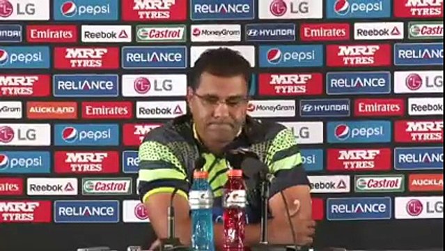 Waqar younis gets upset on question about sarfaraz