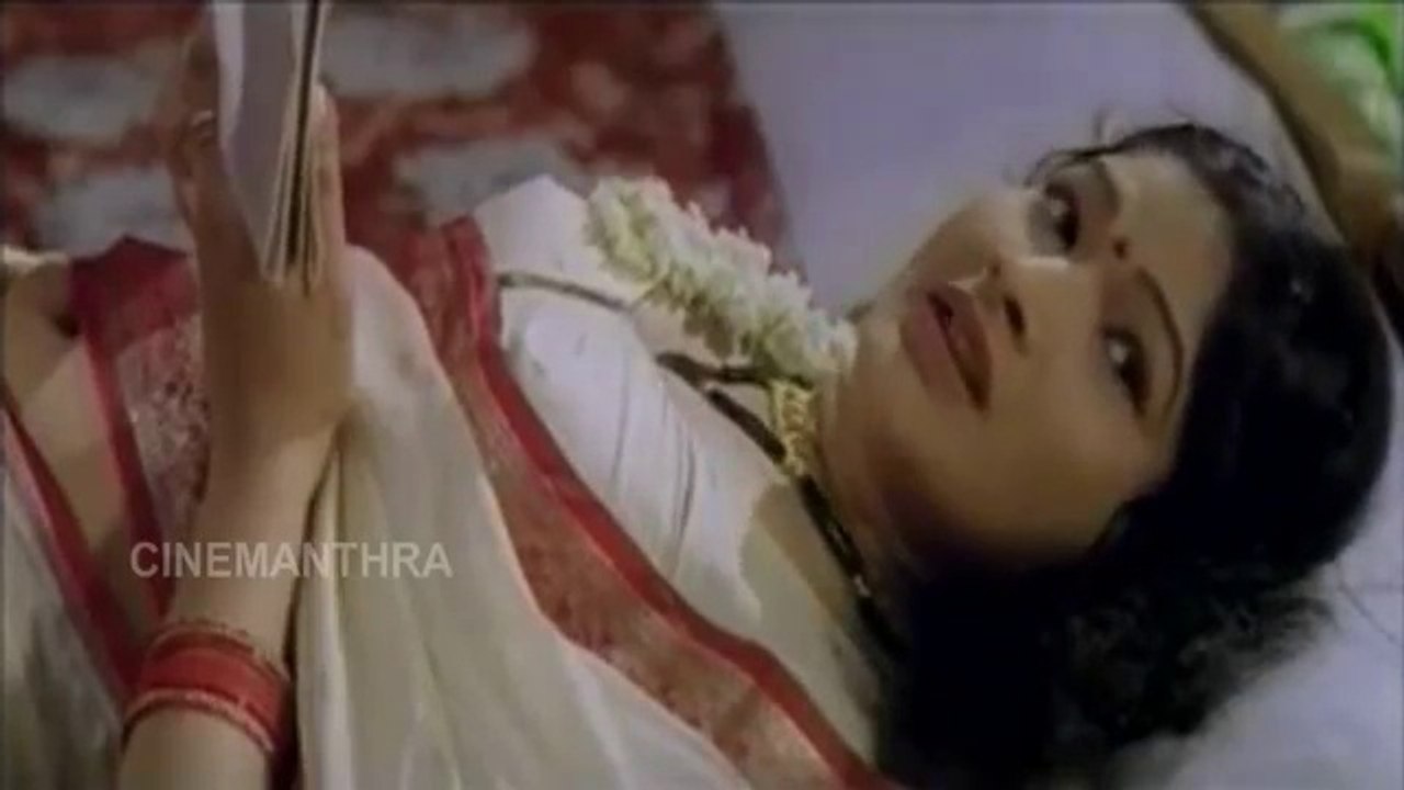 Tamil saree aunty hot videos