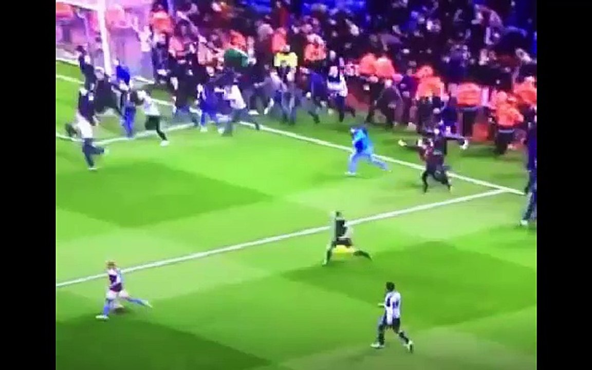 Lineman ran 100 meters when Aston Villa Fans Invade The Pitch Celebrate Run On Field