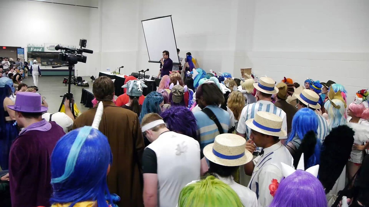 Bronies II, Ep 09 – The Cakes at the BronyCon Cosplay Contest