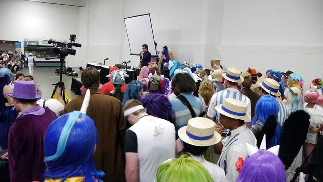 Bronies II, Ep 09 – The Cakes at the BronyCon Cosplay Contest
