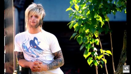 He Was Abandoned By His Parents And Now He Is a Hero!