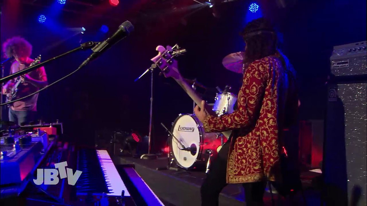Wolfmother - Heavy Weight - Live