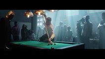 David Beckham touche aussi au billard (pub H&M)