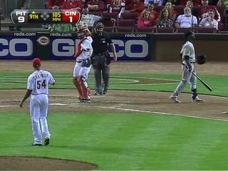 Aroldis Chapman lanza a 106 MPH