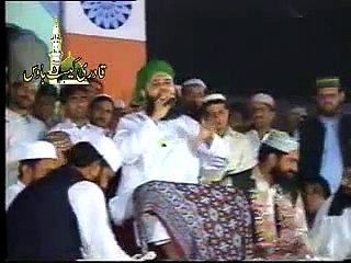 Kalam e Alahazrat Neematein Bant'ta Jis Simat Owais Raza Qad