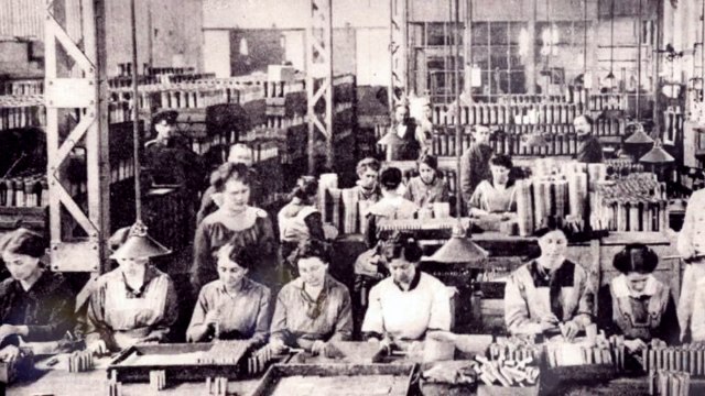 Festa della Donna. Flavio Insinna legge L'uomo e la donna di Victor Hugo