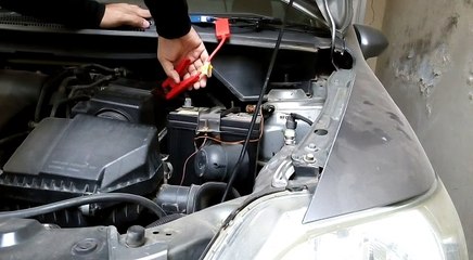 Car jump starter   (Lyallpur modifyers)