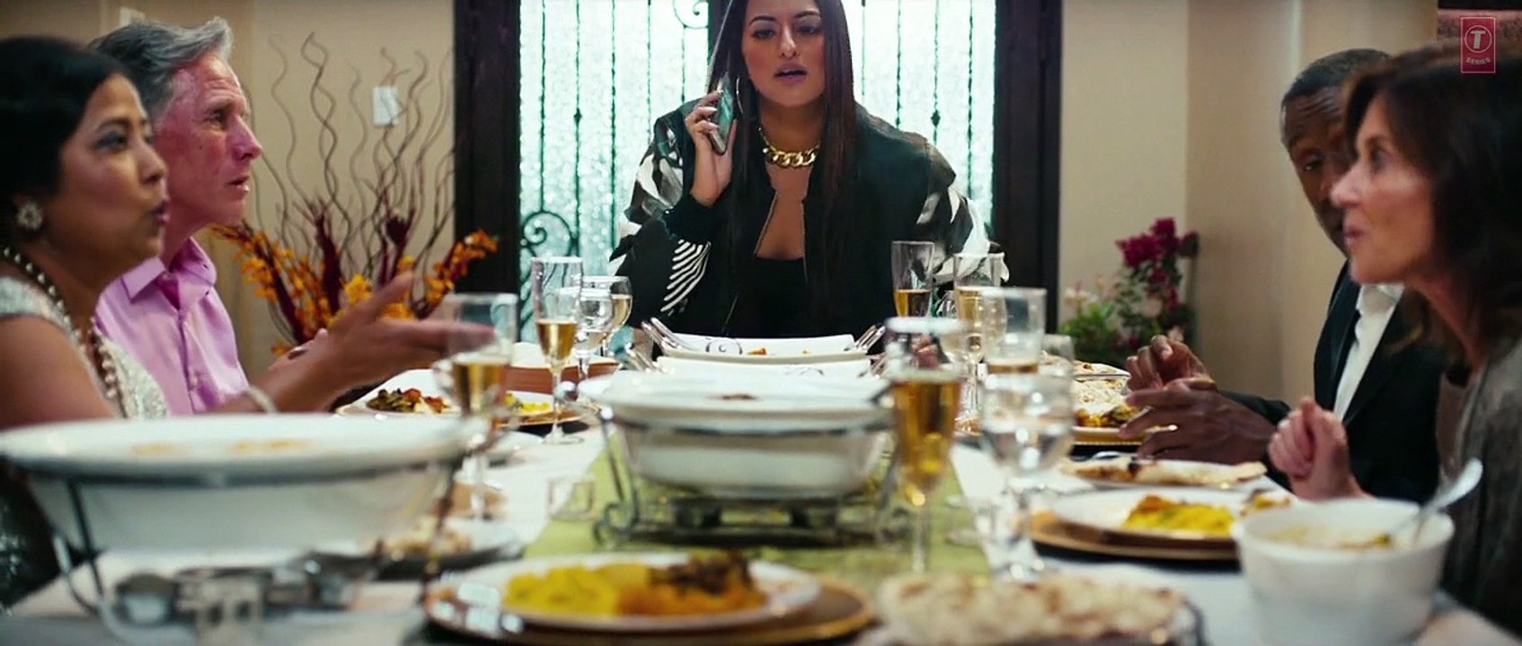 Official "Desi Kalakaar" | Most Viewed VIDEO Song | Yo Yo Honey Singh | Sonakshi Sinha | 720p