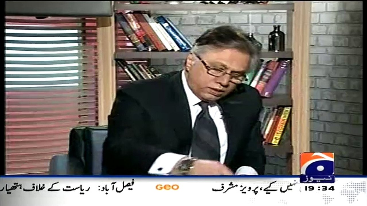 Hassan Nisar Blasted On Waqar Younis For Misbehaving With Journalist