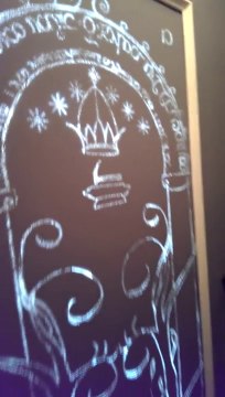 Les portes de la Moria dans sa maison