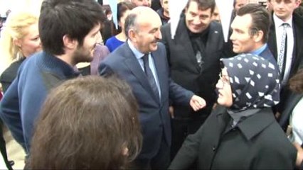 Müezzinoğlu: " Mühendis Olacağım Diye Anneliği İtersen O Zaman Yanlış Yapmış Olursun"