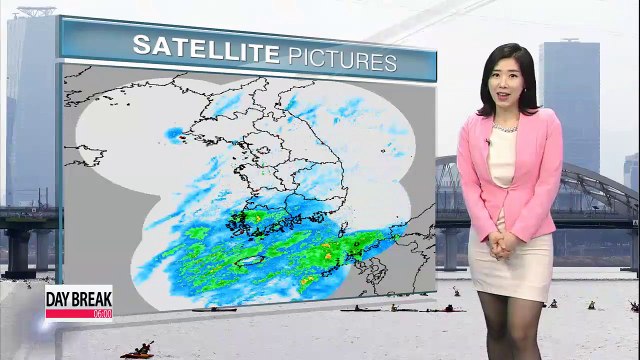 Much chillier today, dress warmly